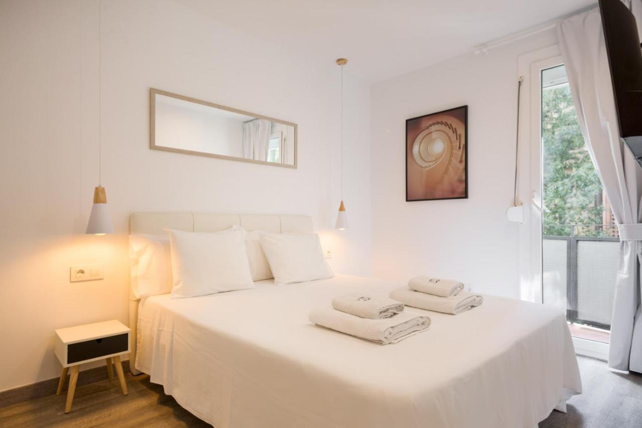 The White Flats Les Corts Barcellona